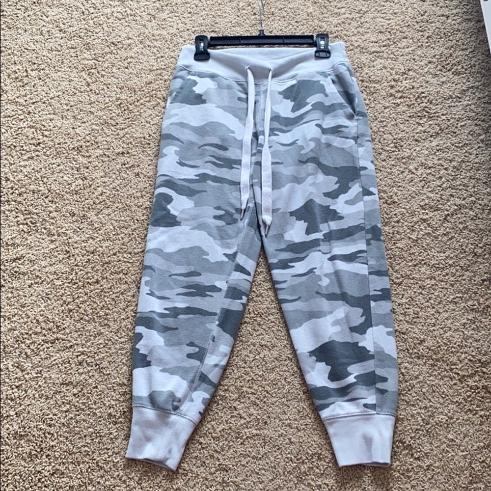 Aerie camo joggers